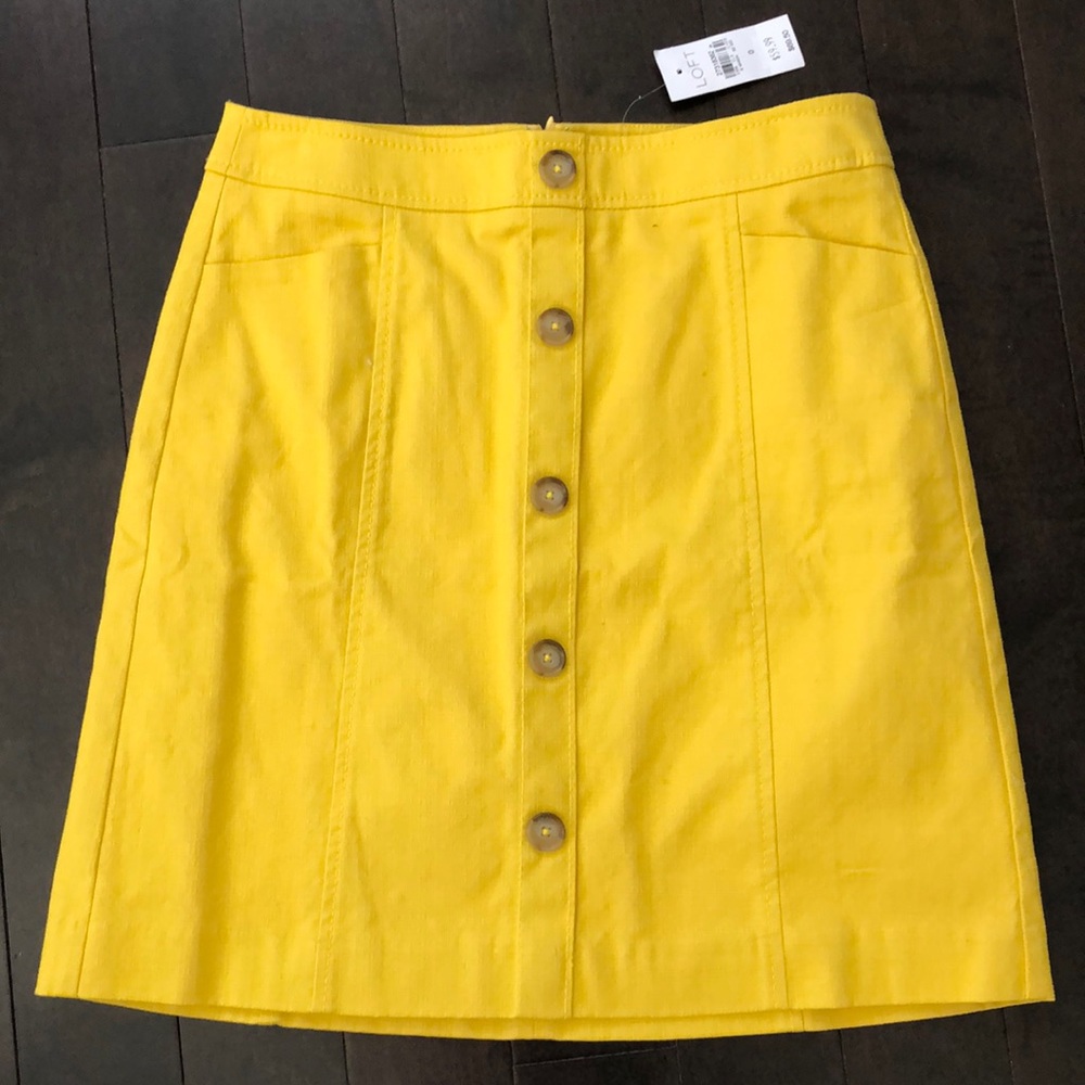 BNWT Yellow Front Button Skirt